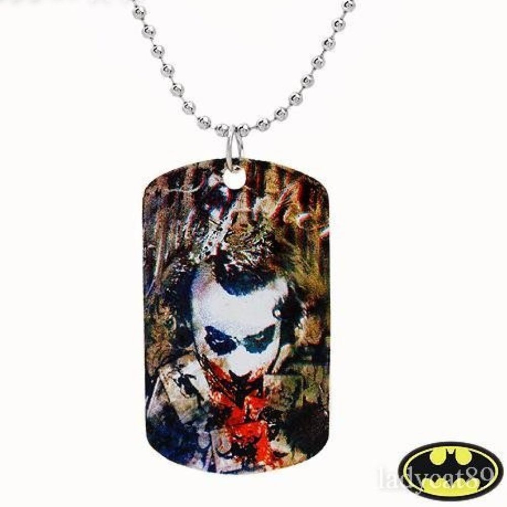 *5/35*  New Collectible Heath Ledger Joker Batman Dark Knight Dog Tag Necklace